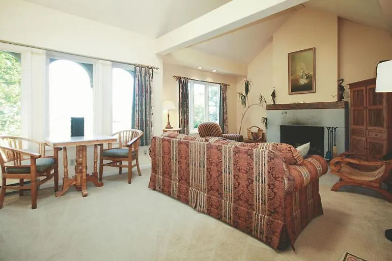 Spinnakers Gastro Brewpub & Guesthouses Victoria 4*,  Canada