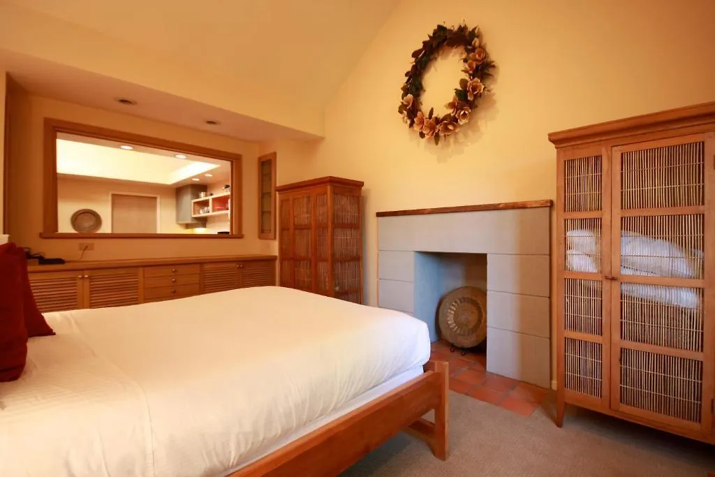 Spinnakers Gastro Brewpub & Guesthouses Victoria 4*,  Canada