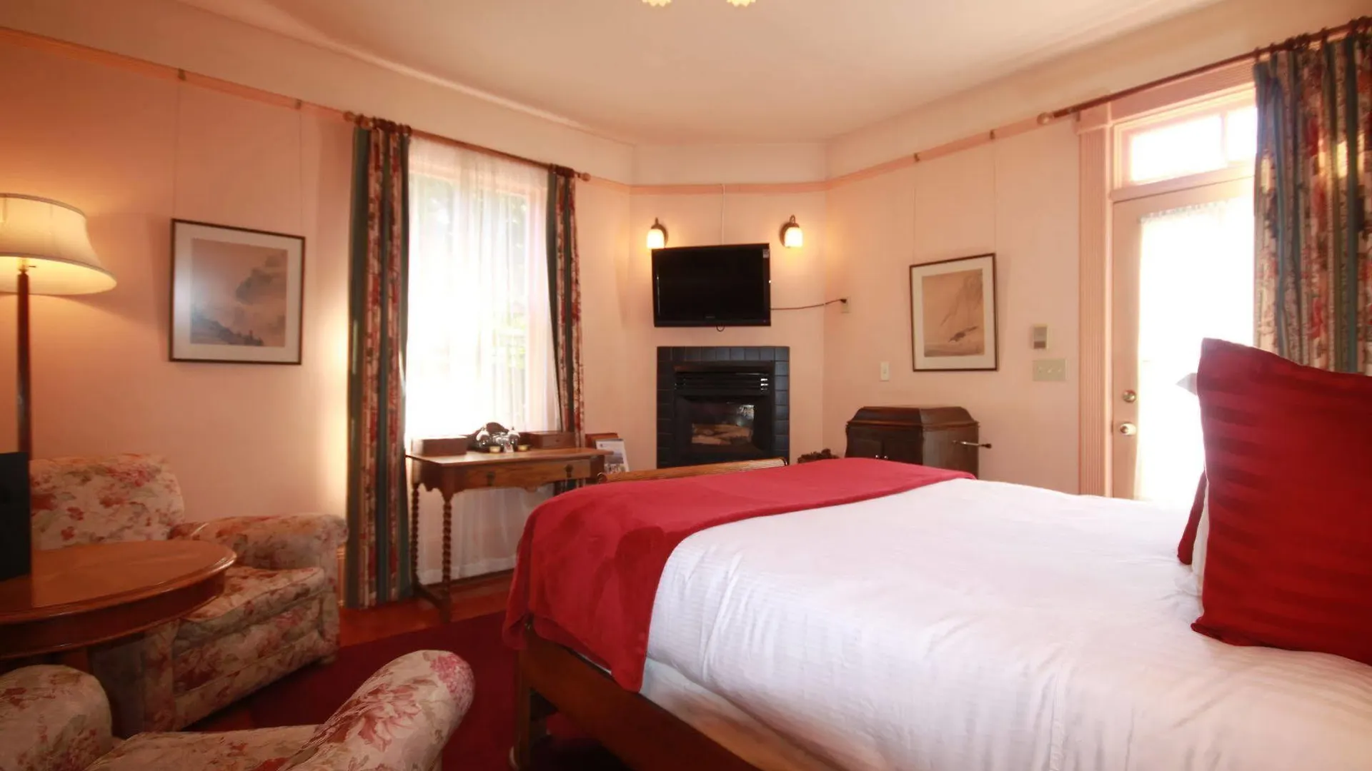 Inn Spinnakers Gastro Brewpub & Guesthouses Victoria
