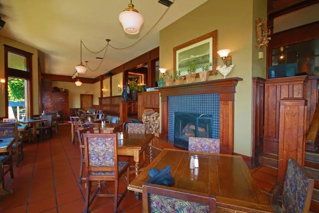 Inn Spinnakers Gastro Brewpub & Guesthouses Victoria